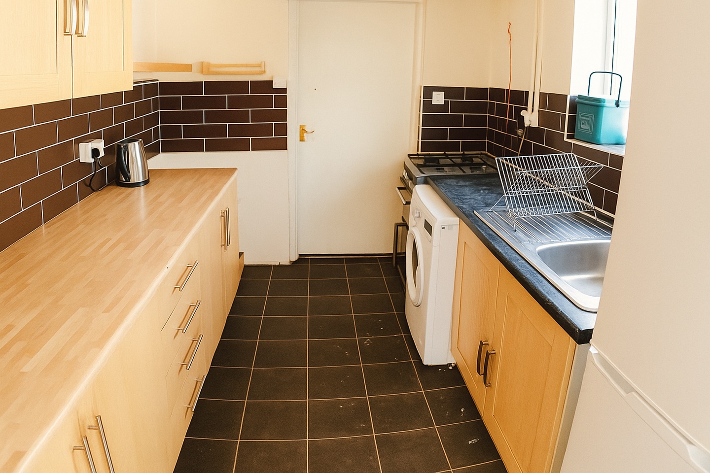 Additional image 3 of Room in a Shared House, Hendred Street, OX4, N1 7GU