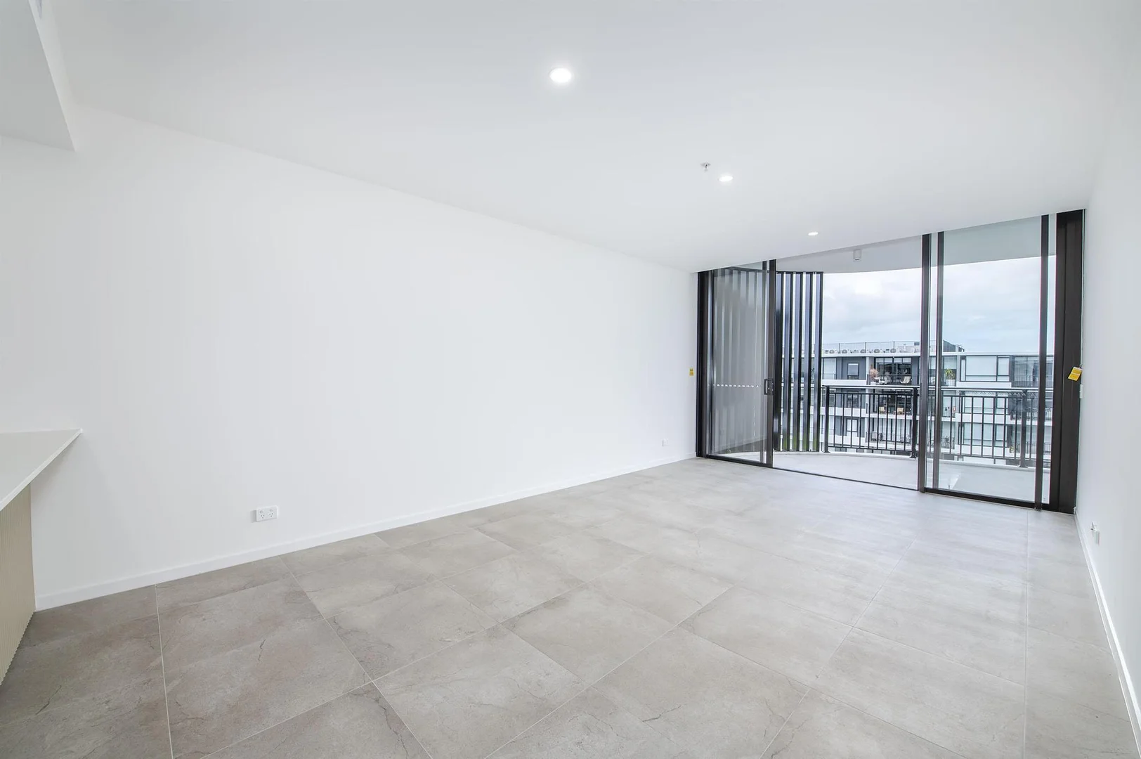 Additional image 3 of 2810/10-12 Sickle Avenue, Hope Island QLD 4212