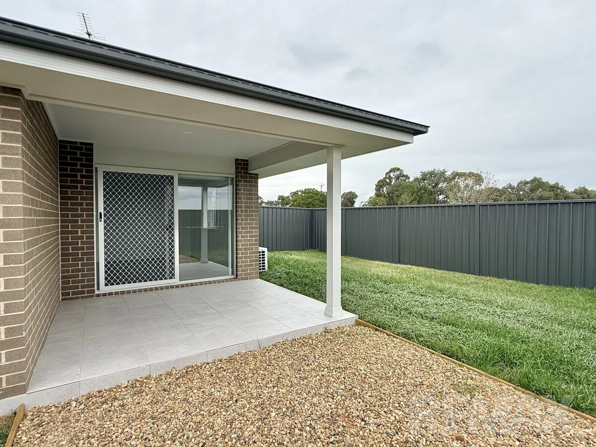 Additional image 12 of 2/3 Lacebark Drive, Forest Hill NSW 2651