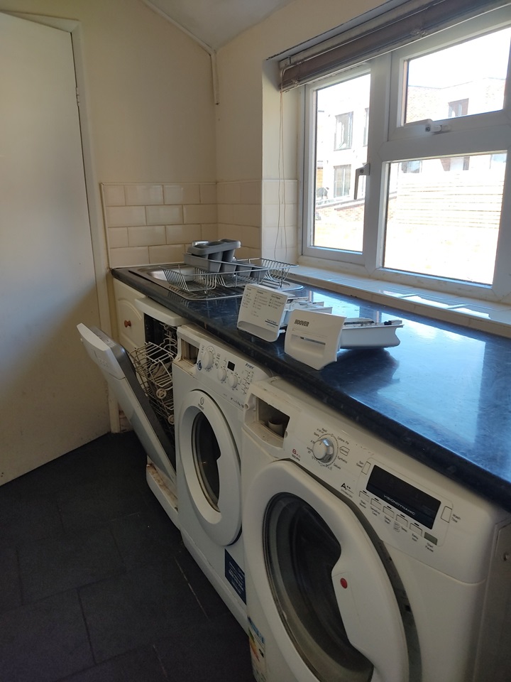 Additional image 2 of Room in a Shared House, Loughborough Road, NG2, N1 7GU