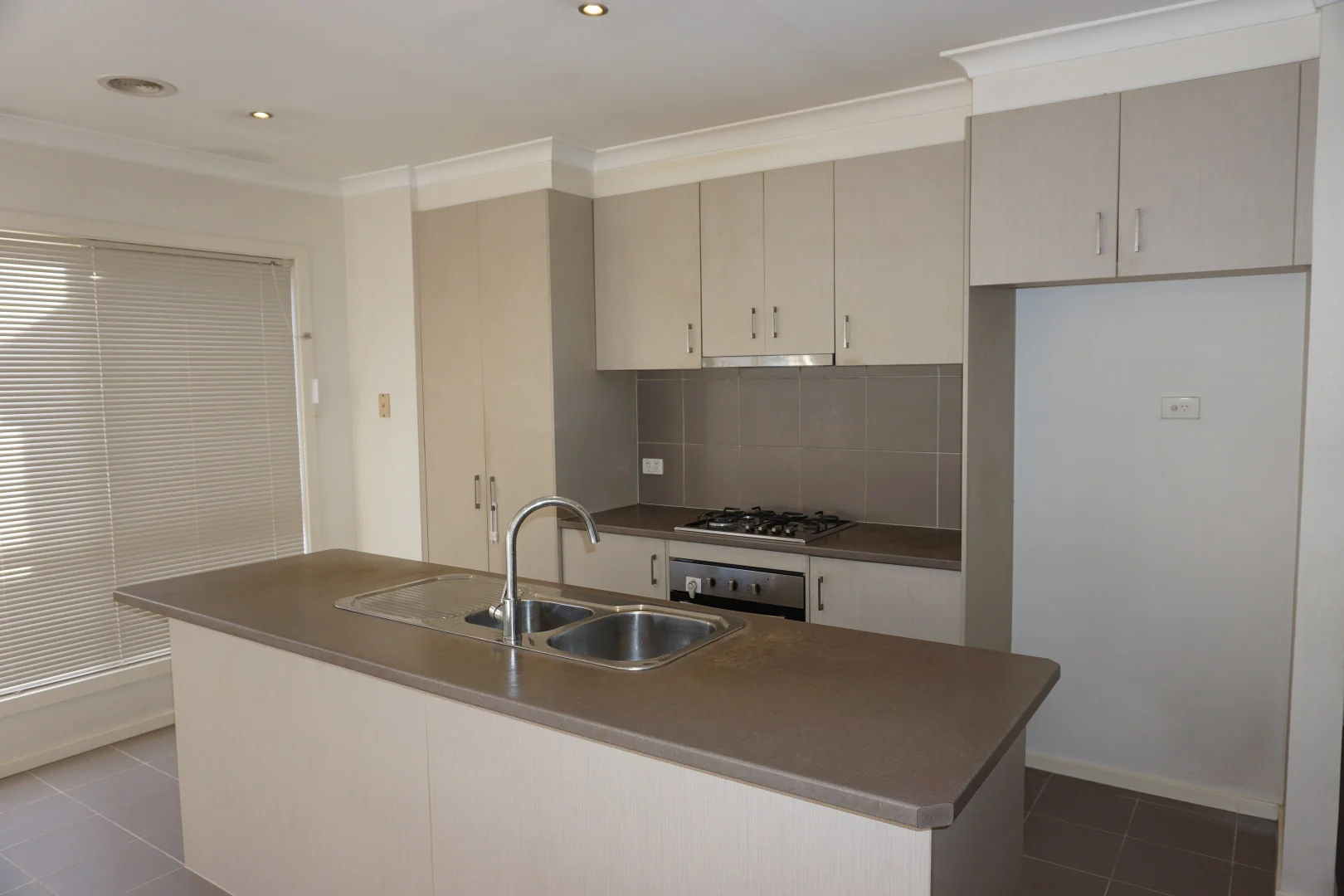 Additional image 8 of 1/5 Vilnius Way, Truganina VIC 3029