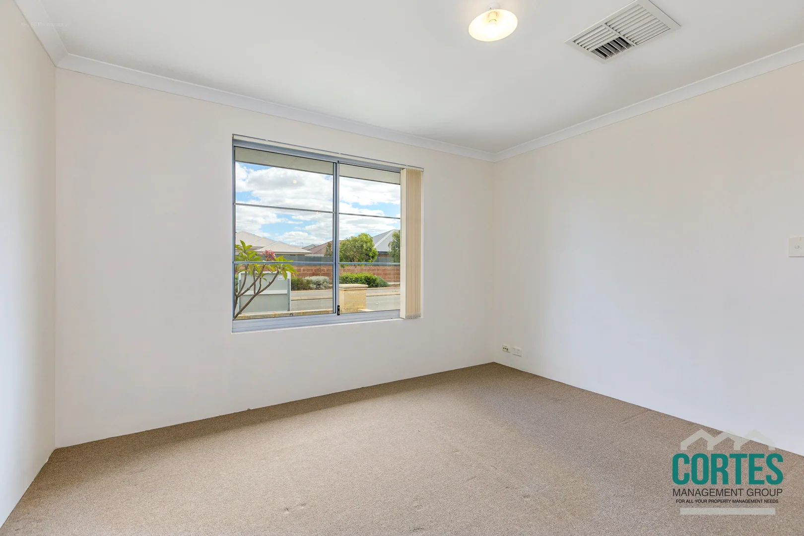 90 Mason Rd, Piara Waters WA 6112 photo 3