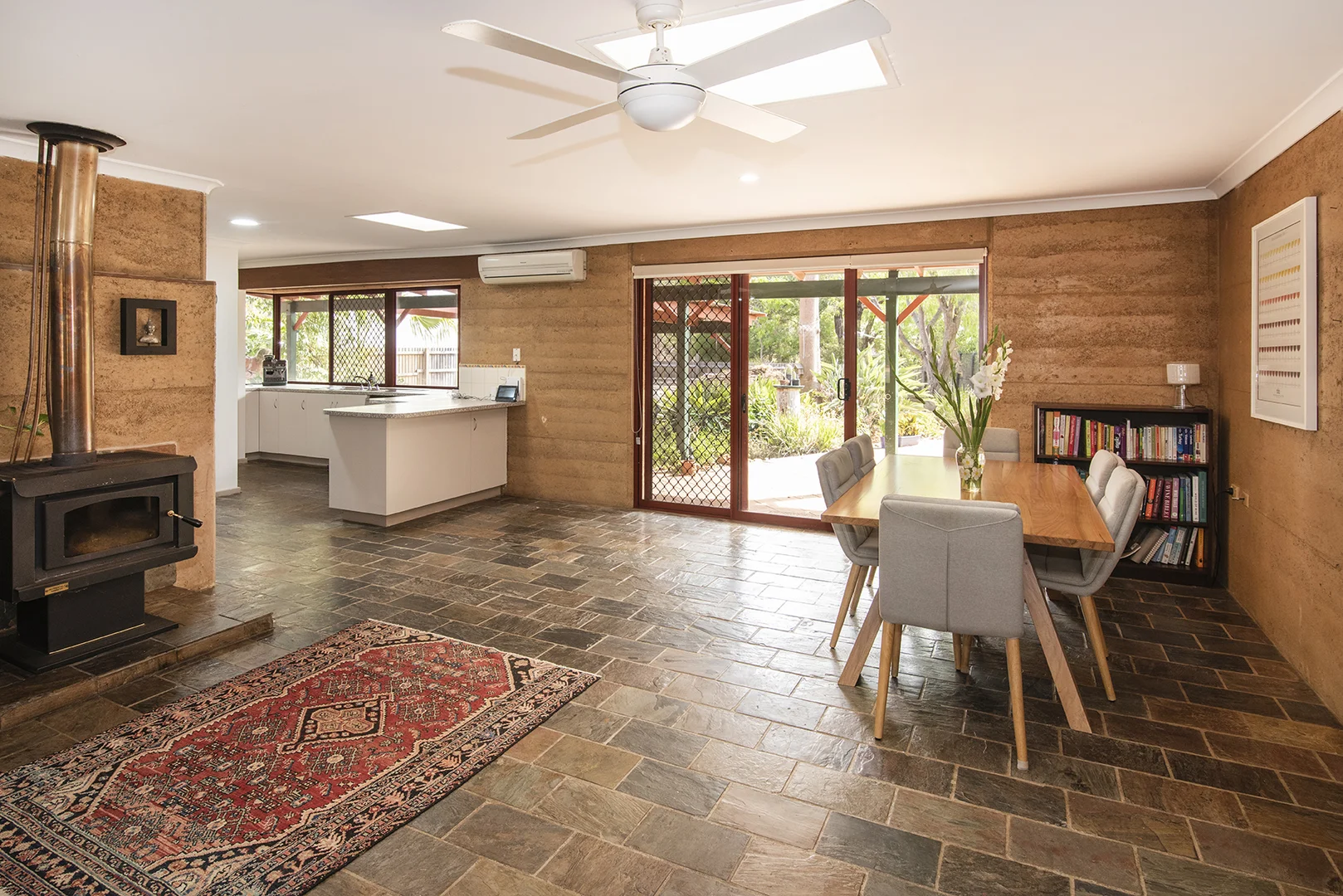 7 Kalgaritch Ave, West Busselton WA 6280