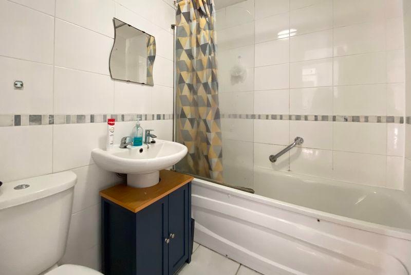 Additional image 7 of 2 Bed Flat, Rose Court, OX4, N1 7GU