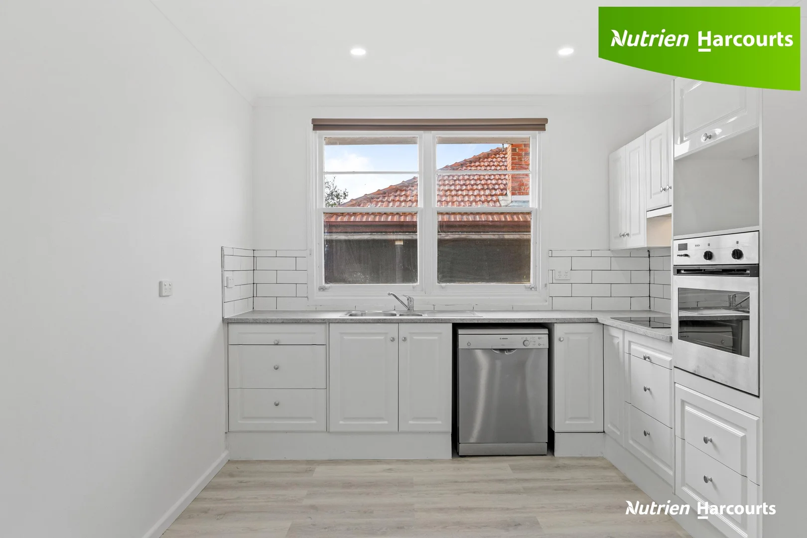 9 Flattely Street, Ararat VIC 3377 photo 2