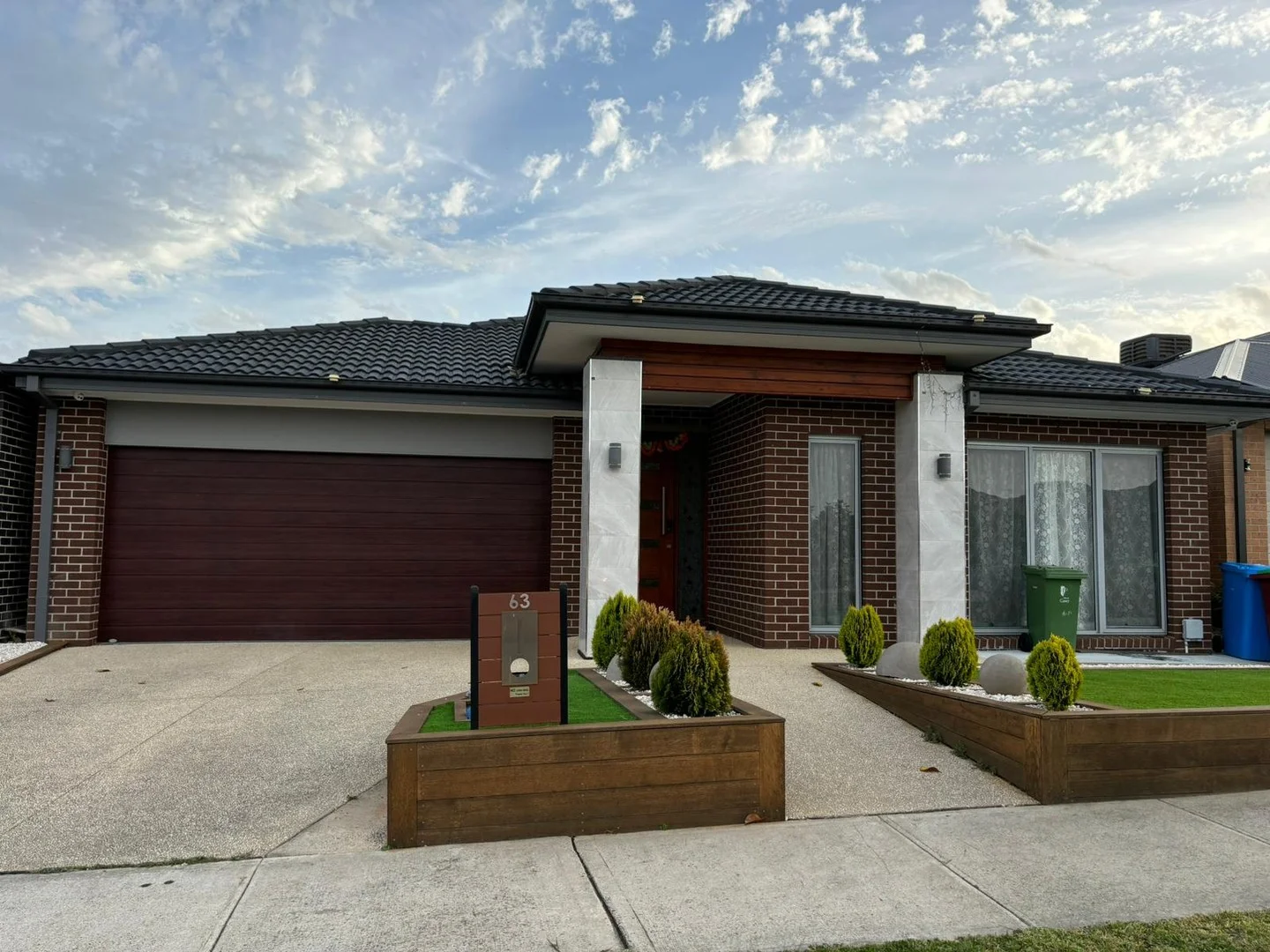 63 Grandstand Crescent, Clyde North VIC 3978