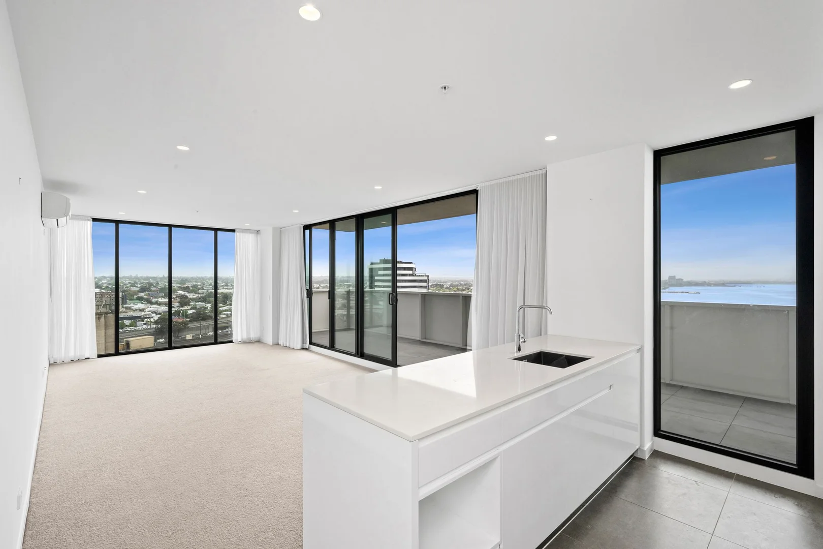 Additional image 3 of 1302/18 Cavendish Street, Geelong VIC 3220
