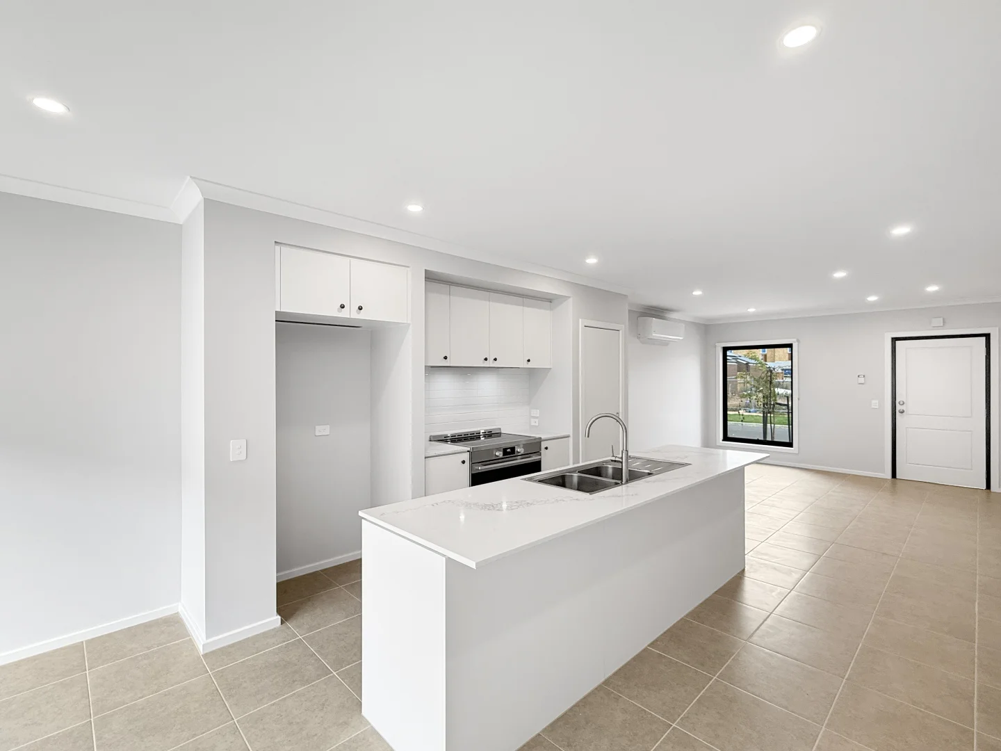 Additional image 4 of 33 Salters Street, Thornhill Park VIC 3335