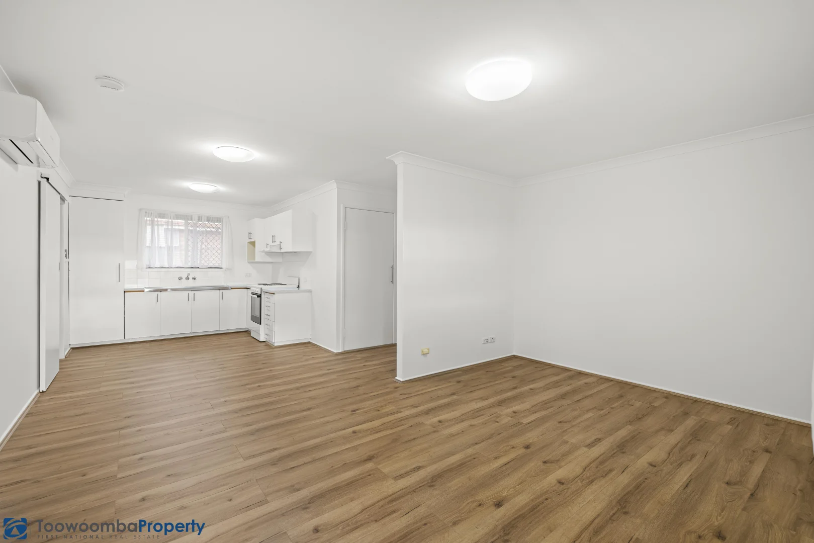Additional image 4 of 2/16 Kingsford Smith Drive, Wilsonton QLD 4350