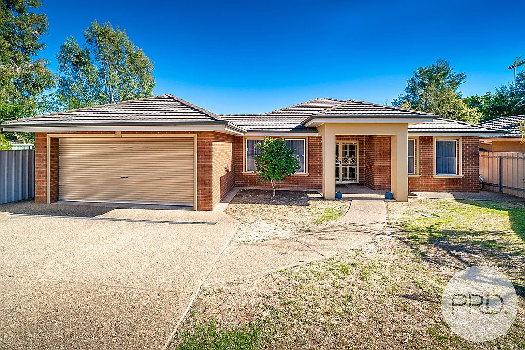 2 Post Place, Lake Albert NSW 2650