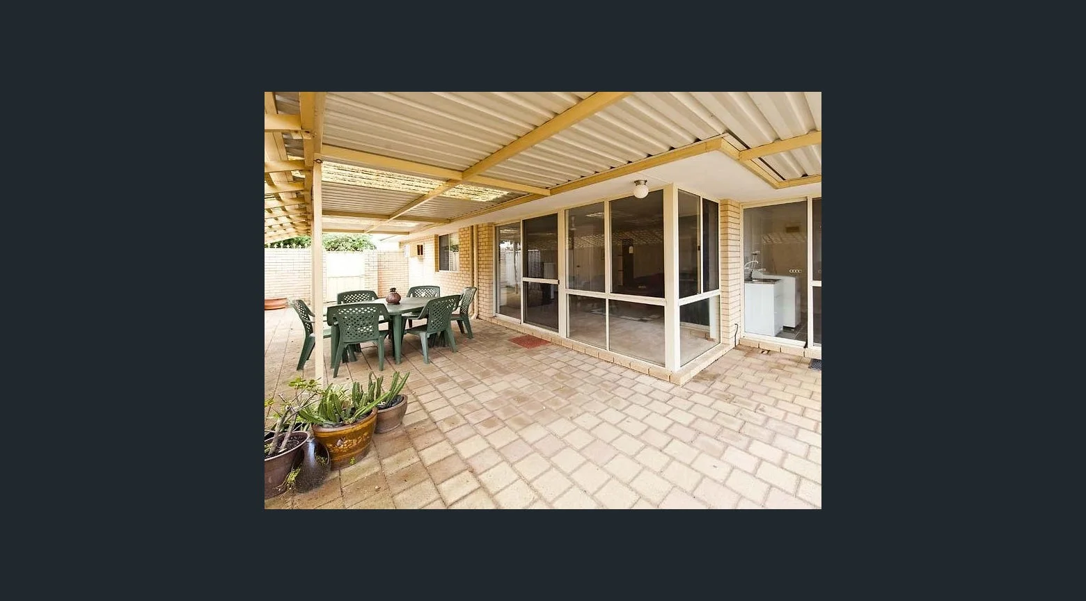 4 Benalla Place, Rockingham WA 6168 photo 3
