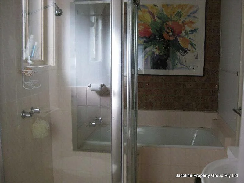 Additional image 7 of 4/291 Barkly Street, St Kilda VIC 3182