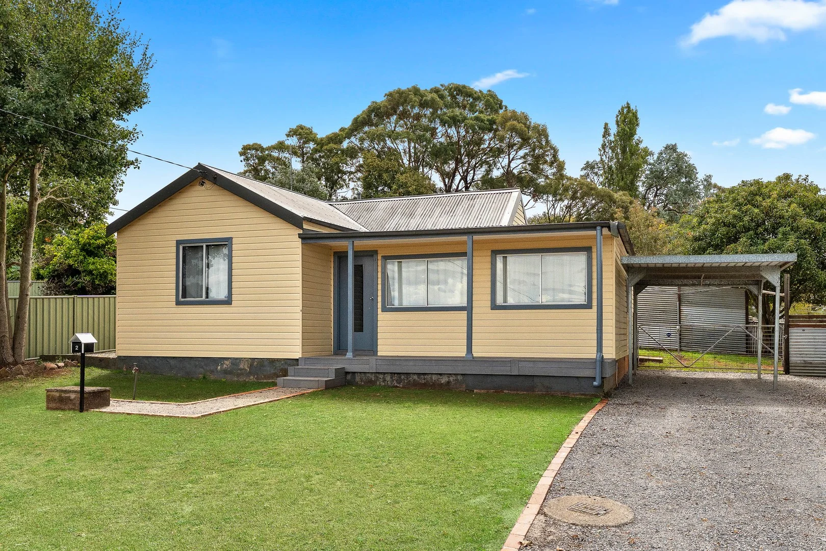 2 Carr Street, Crookwell NSW 2583