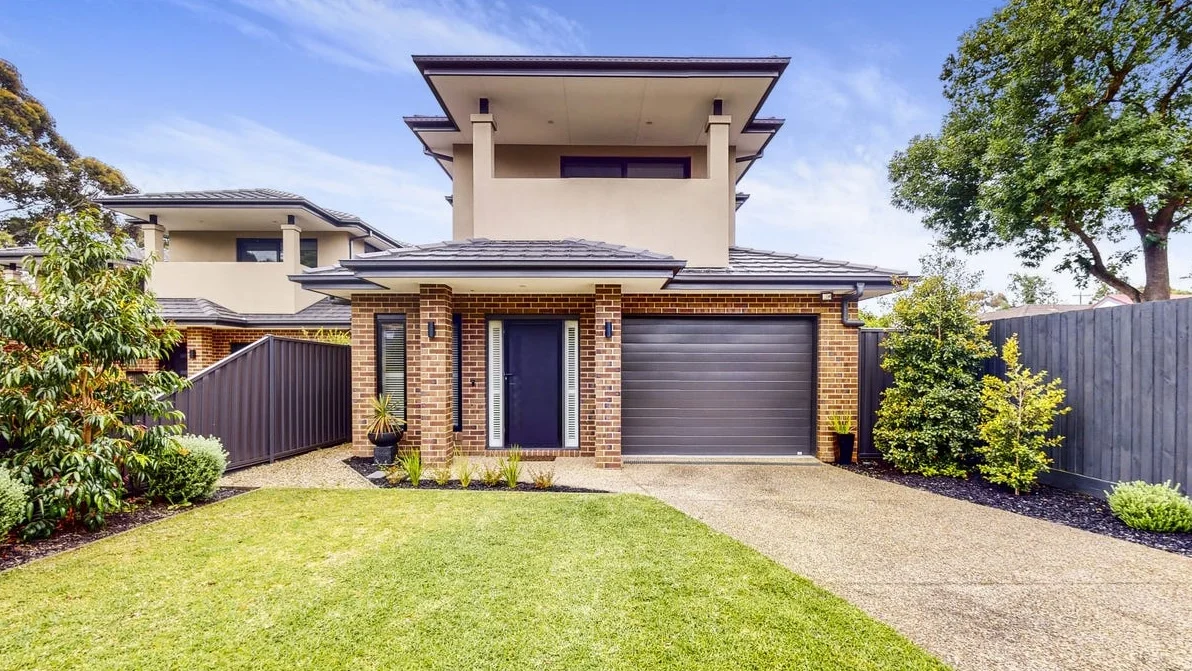 1/2 Linden Road, Ringwood North VIC 3134