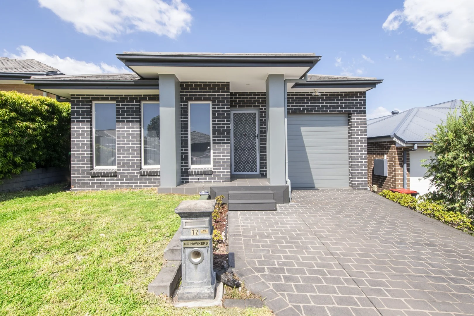 12 Flagship Ridge, Jordan Springs NSW 2747