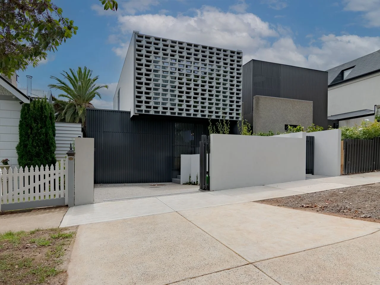 42 St Leonards Road, Ascot Vale VIC 3032