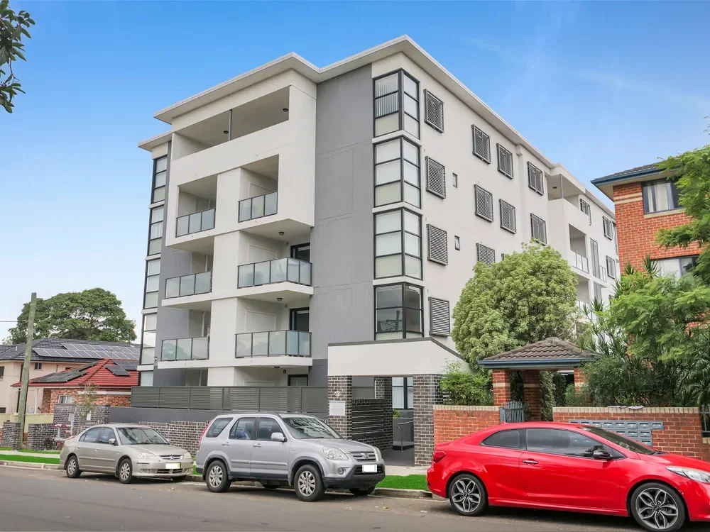304/18 Simpson Street, Auburn NSW 2144