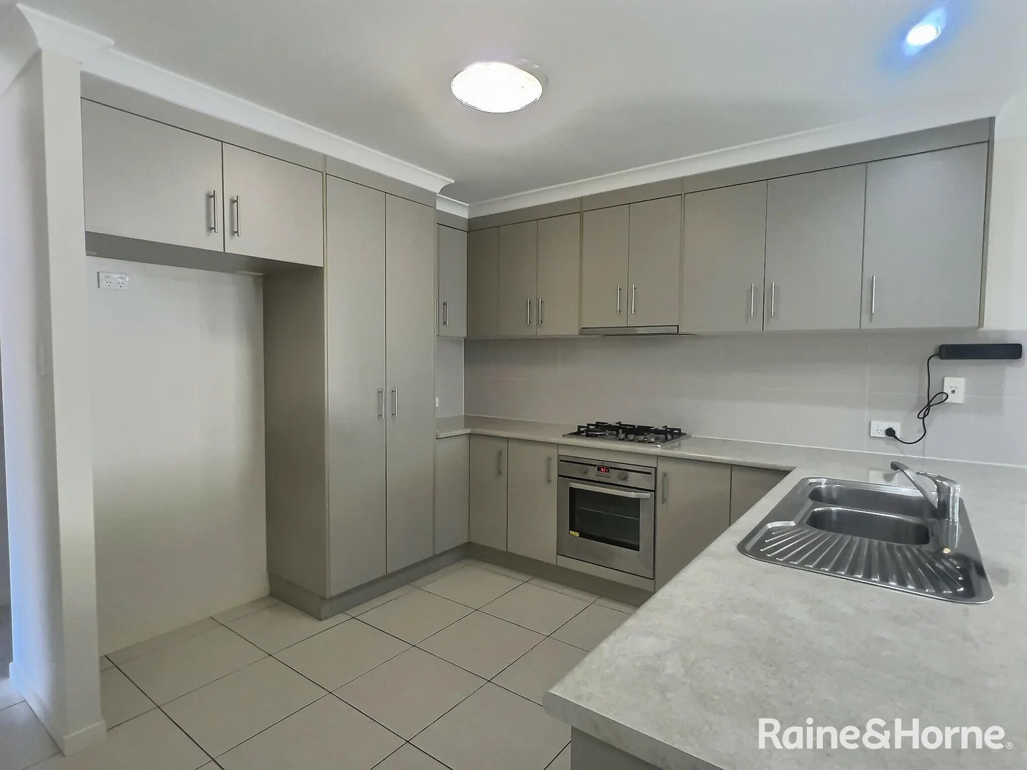Additional image 4 of 2/41 Bauhinia Street, Boyne Island QLD 4680