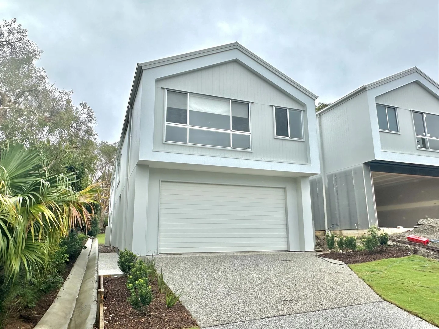20 Harris Street, Labrador QLD 4215