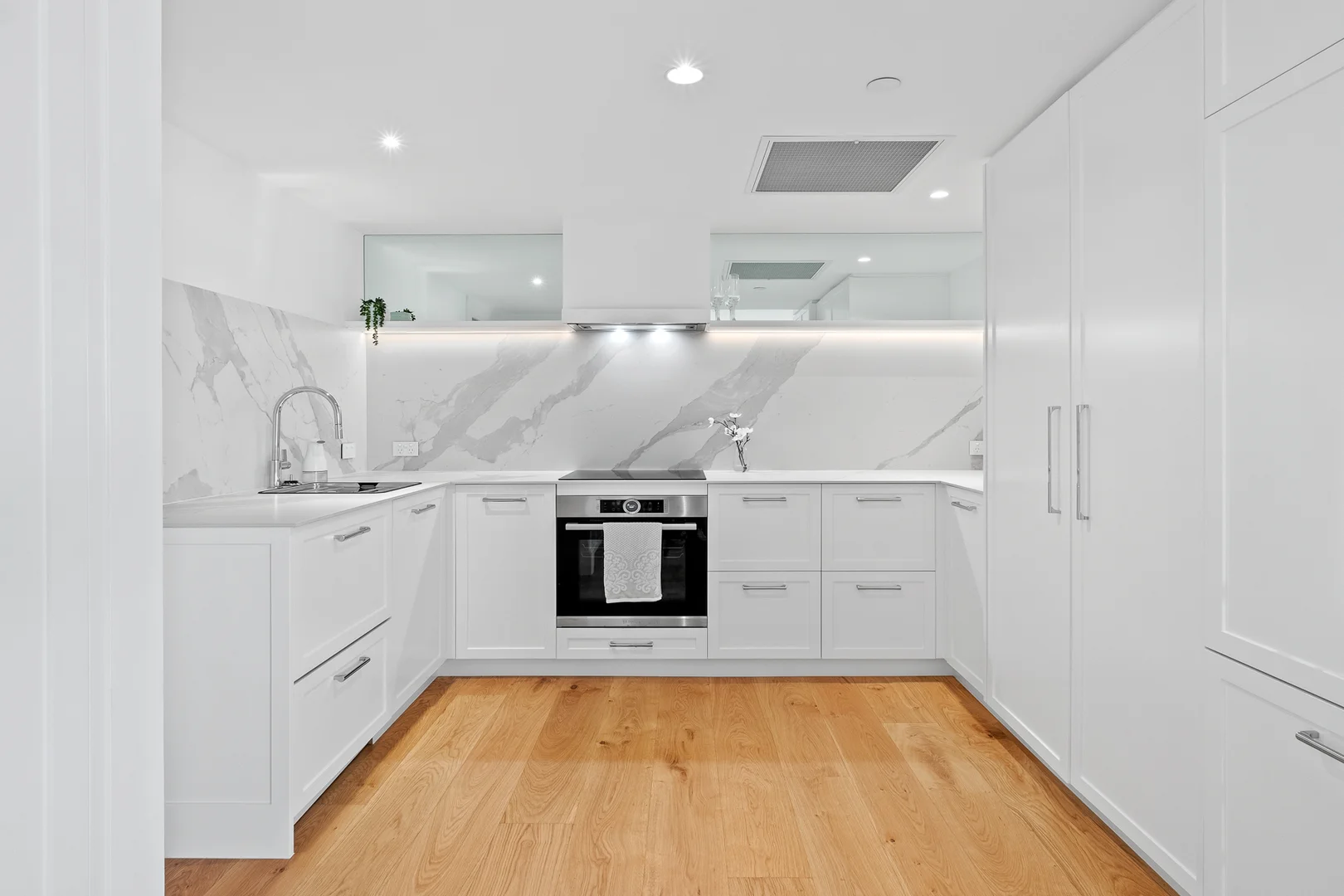 3202/151 George Street, Brisbane City QLD 4000 photo 5