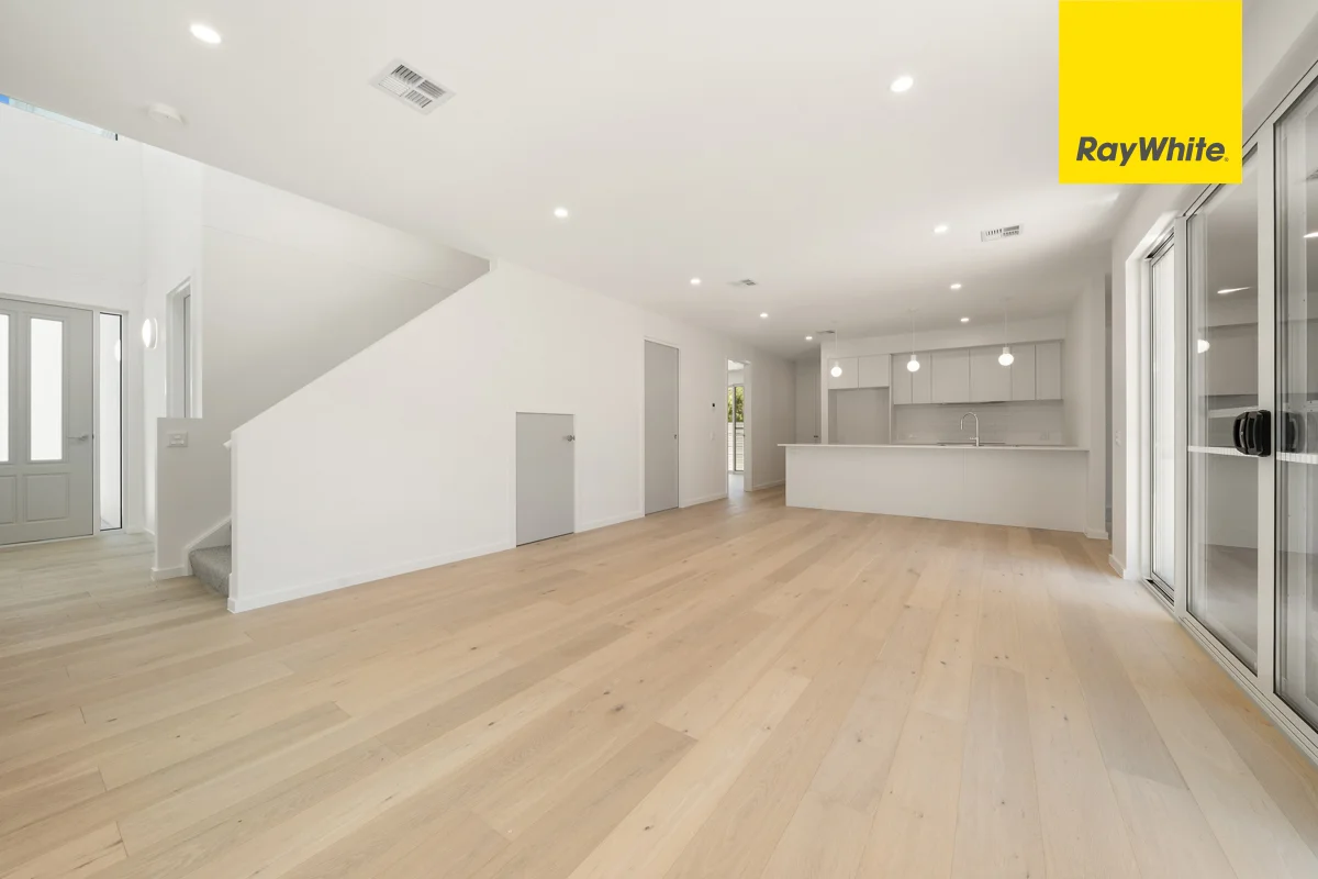 Additional image 2 of 2/35 Ainsworth Street, Mawson ACT 2607
