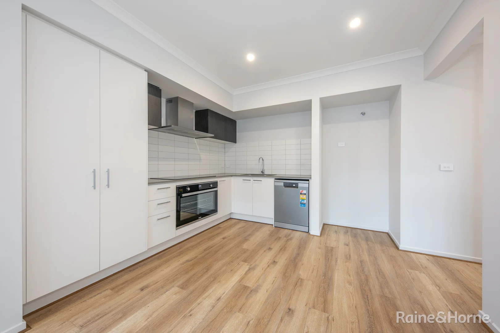 Additional image 3 of 76 Bourn Circuit, Sunbury VIC 3429