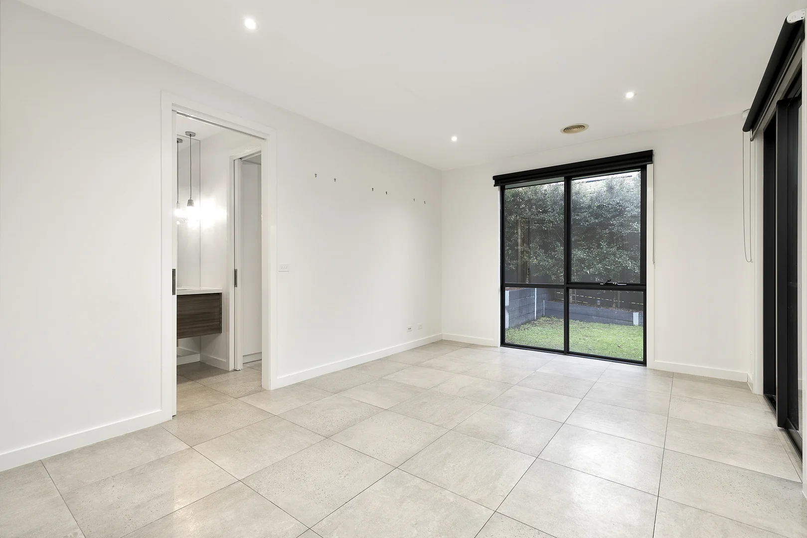 Additional image 3 of 2/19 Alma Street, Lower Plenty VIC 3093