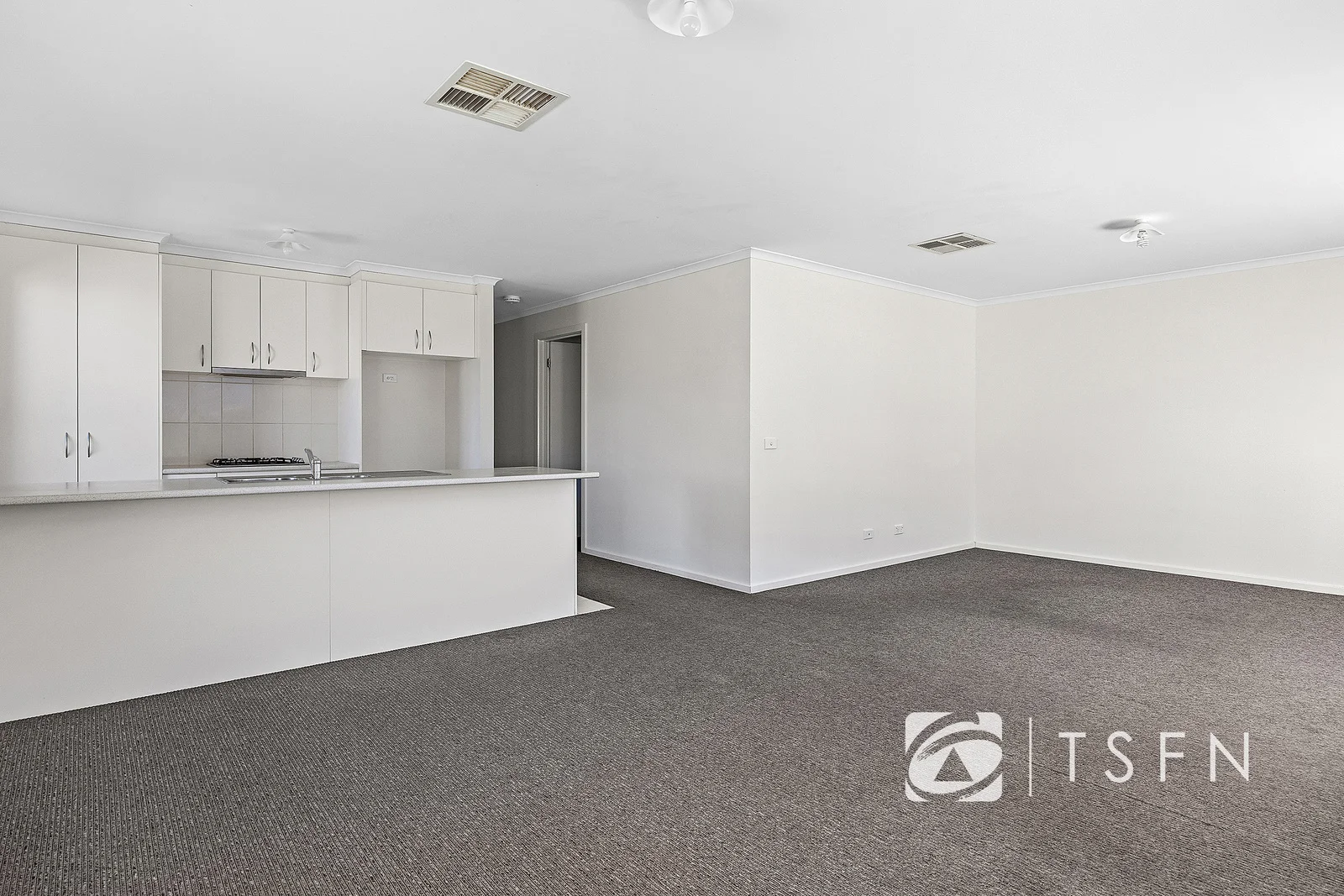Additional image 4 of 2/6a Barnett Dr, Kangaroo Flat VIC 3555