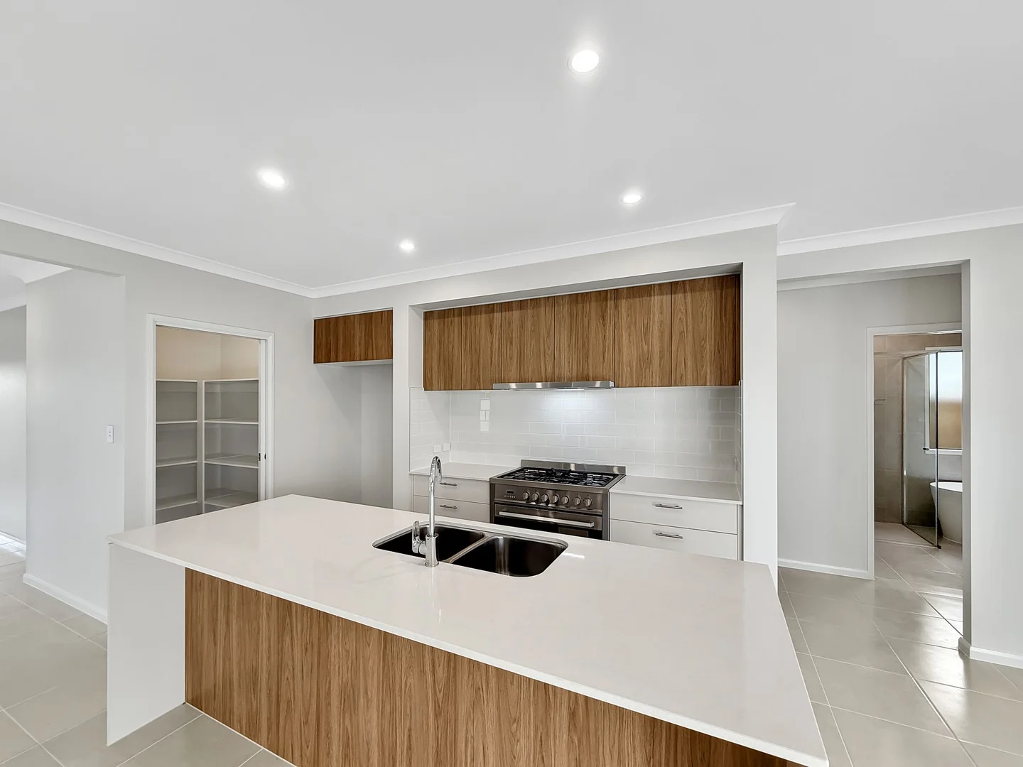 9 Sunny Way, Banya QLD 4551