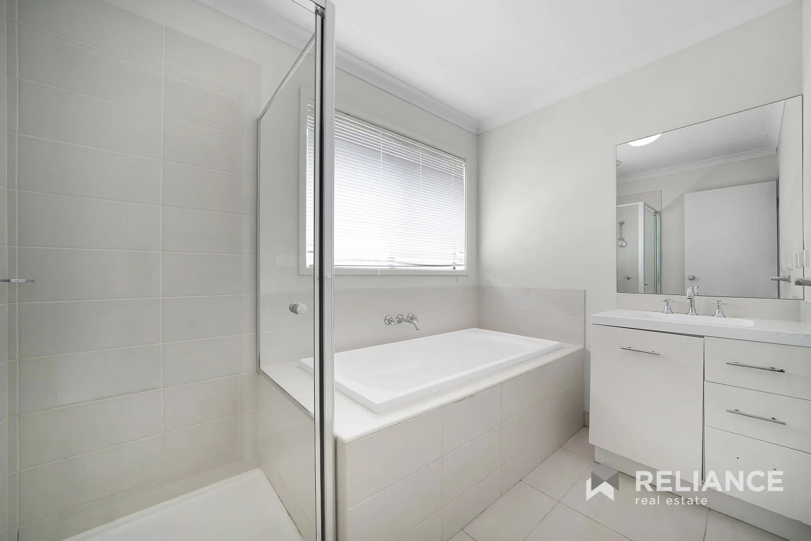 Additional image 11 of 3 Hilda Drive, Brookfield VIC 3338