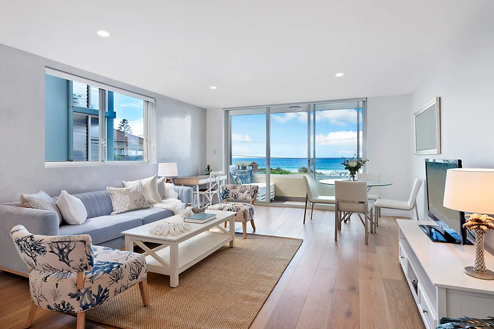 1/64 Carrington Parade, Curl Curl NSW 2096