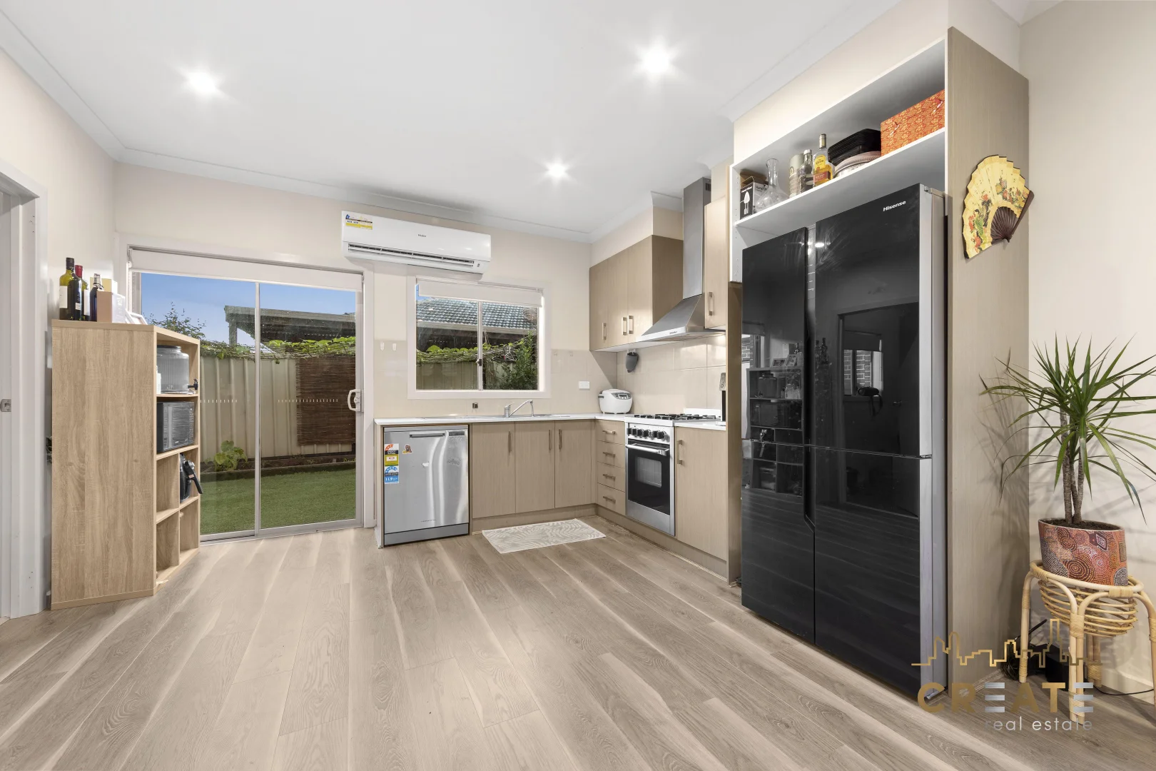Additional image 4 of 2/72 Errington Road, St Albans VIC 3021