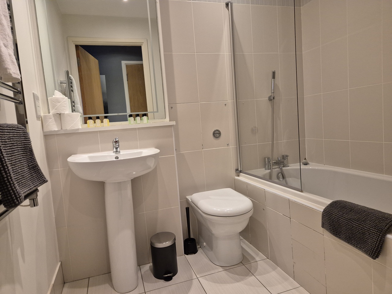 Additional image 10 of 2 Bed Flat, Donegall Quay, BT1, N1 7GU