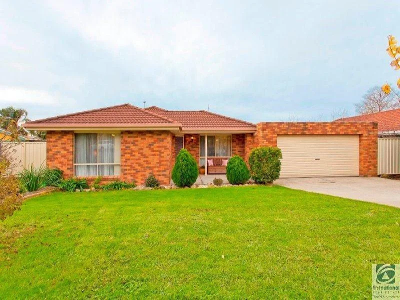 8 Francis Court, Wodonga VIC 3690