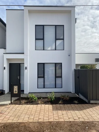 14C Coronation Avenue, Campbelltown SA 5074