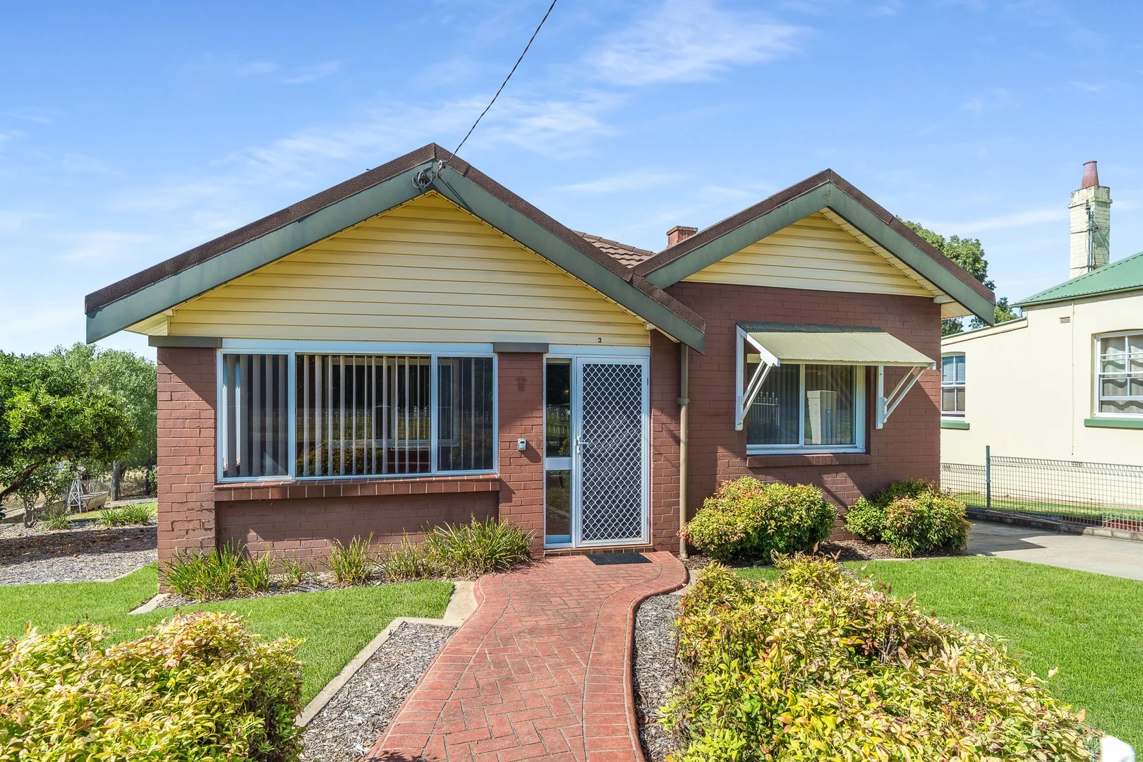 3 Liverpool Street, Cowra NSW 2794