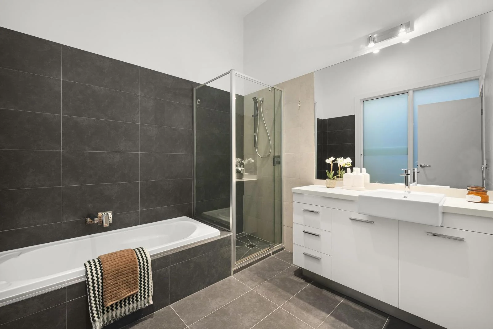 Additional image 3 of 14 Ormond Street, Kensington VIC 3031
