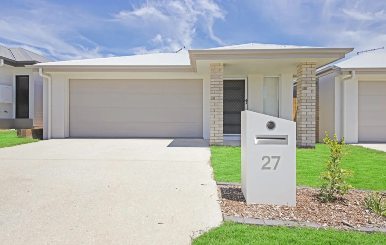 27 Saintly Road, Logan Reserve QLD 4133