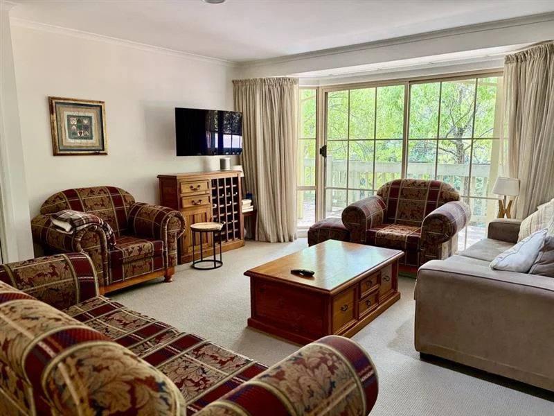 3A Woodlands Grove, Bright VIC 3741 photo 4