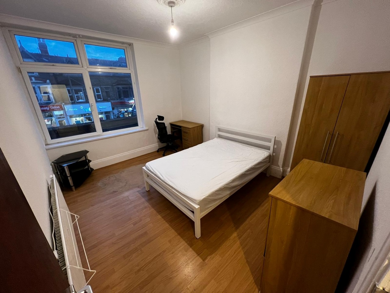 6 Bed Detached House, City Road, CF24, N1 7GU