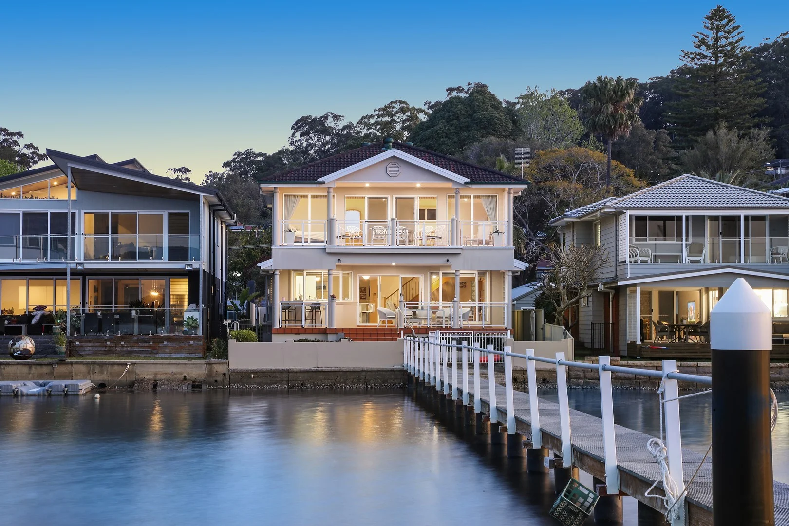 57 Steyne Rd, Saratoga NSW 2251