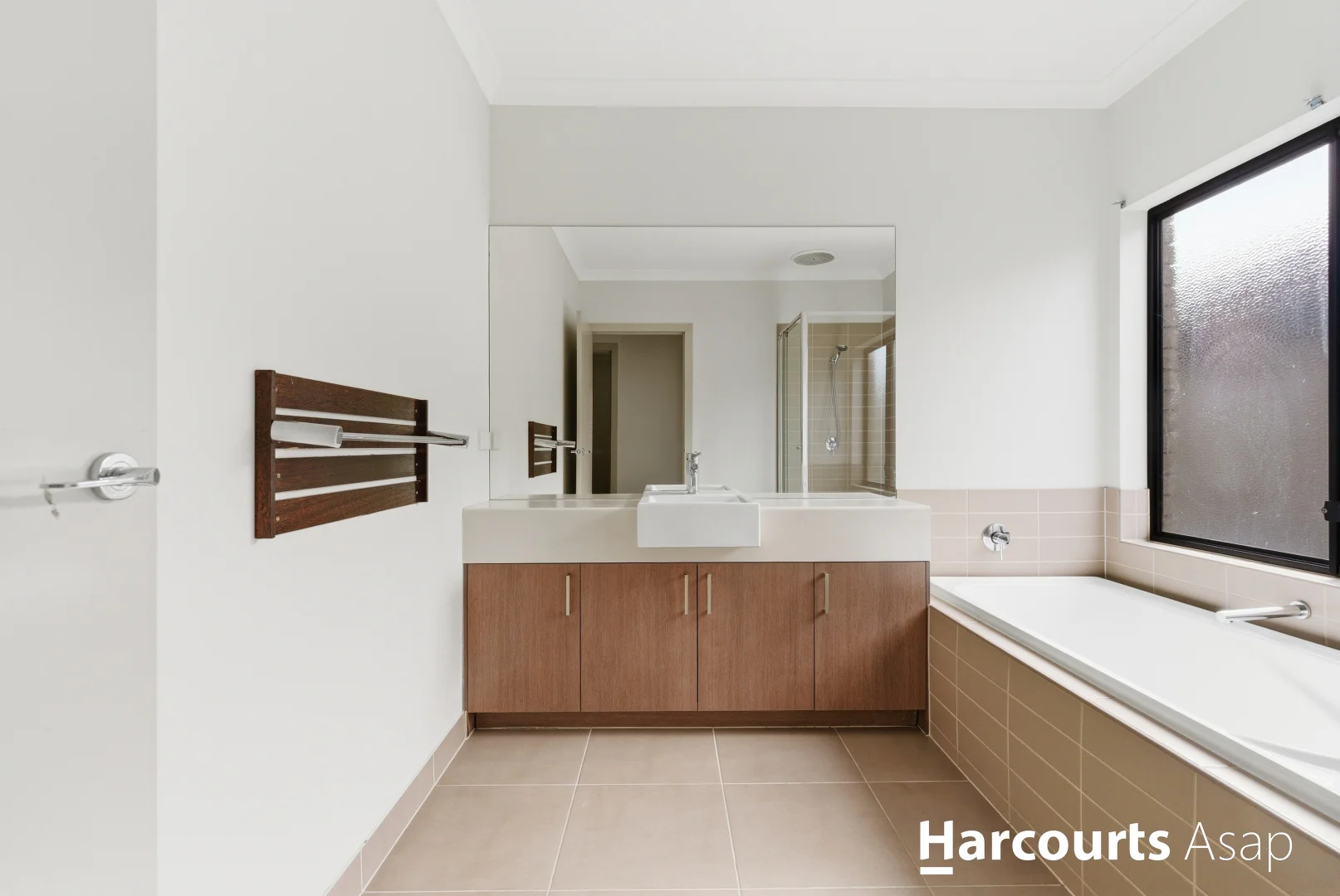 Additional image 10 of 11 Springmount Street, Cranbourne North VIC 3977