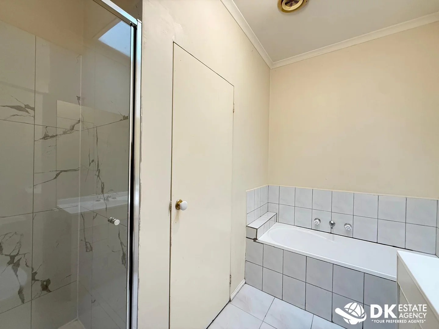 Additional image 12 of 1/4 Camphora Place St, St Albans VIC 3021