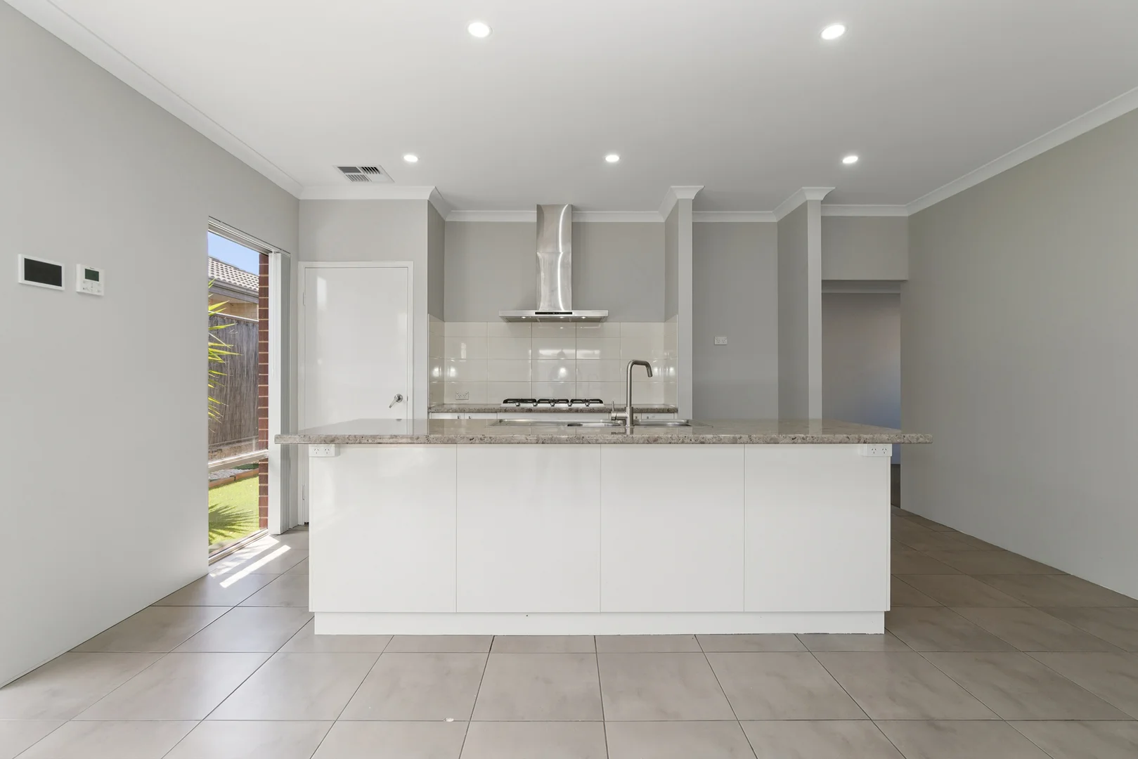 Additional image 27 of 5 Nivea Street, Banksia Grove WA 6031