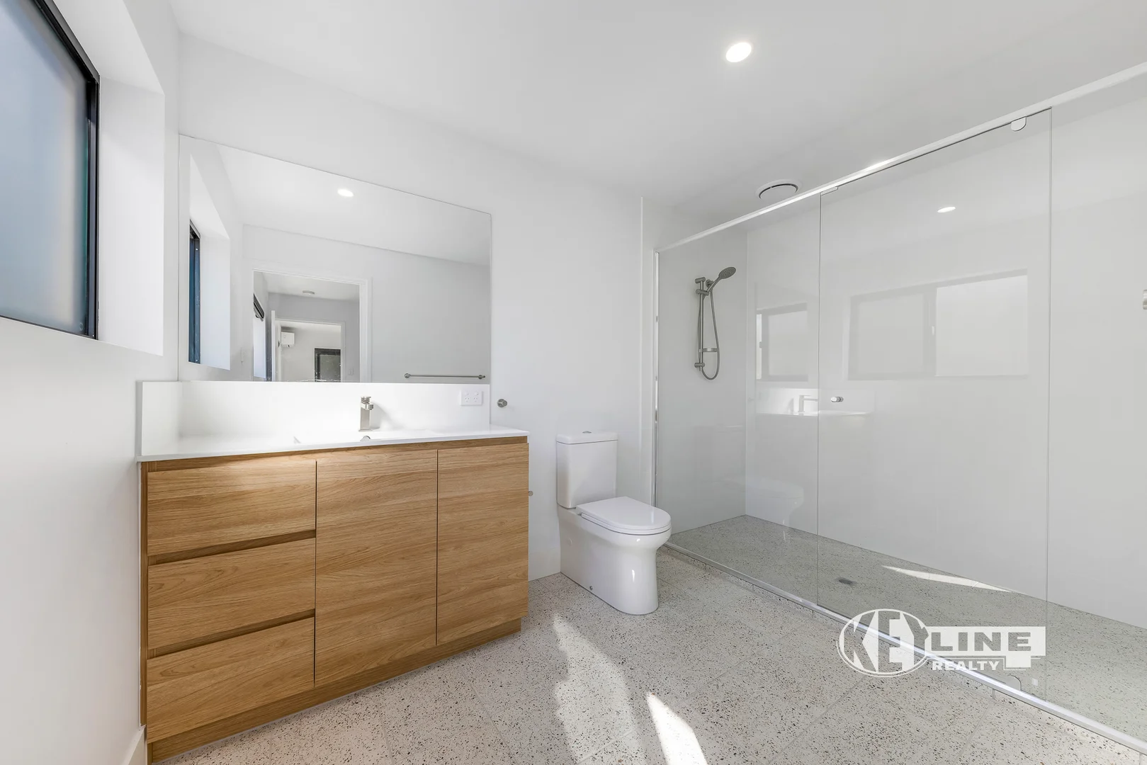 Additional image 3 of 2/100 Carter Road, Nambour QLD 4560