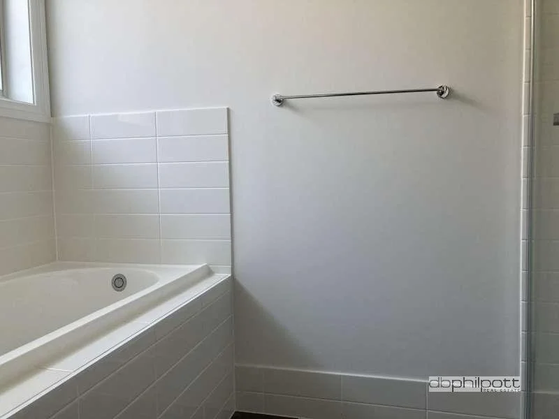 Additional image 5 of 11A Nottingham Crescent, Valley View SA 5093