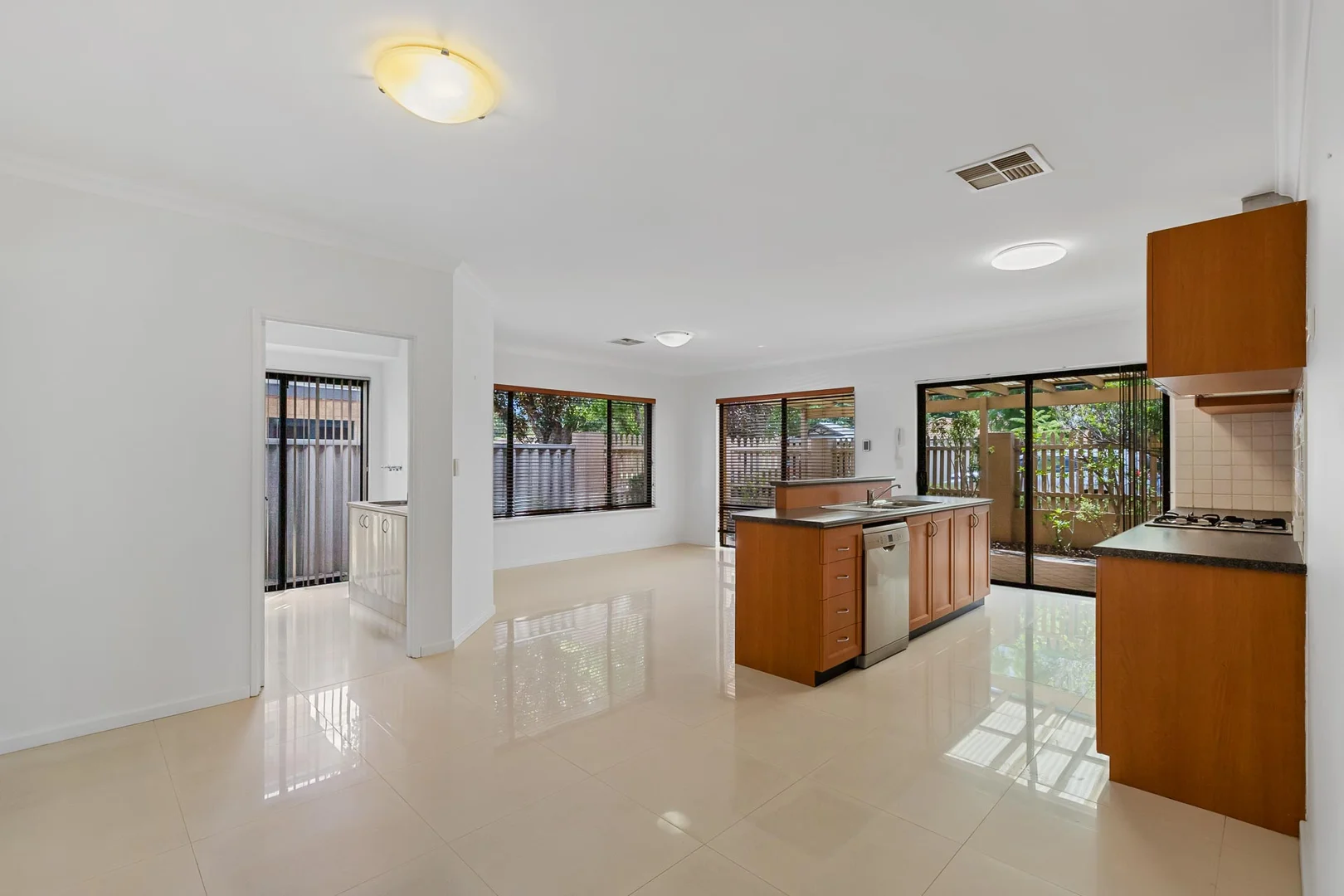 Additional image 8 of 114 Fitzroy Road, Rivervale WA 6103