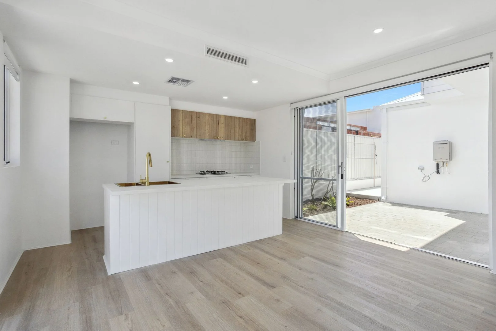 Additional image 13 of 71A Cook Avenue, Hillarys WA 6025