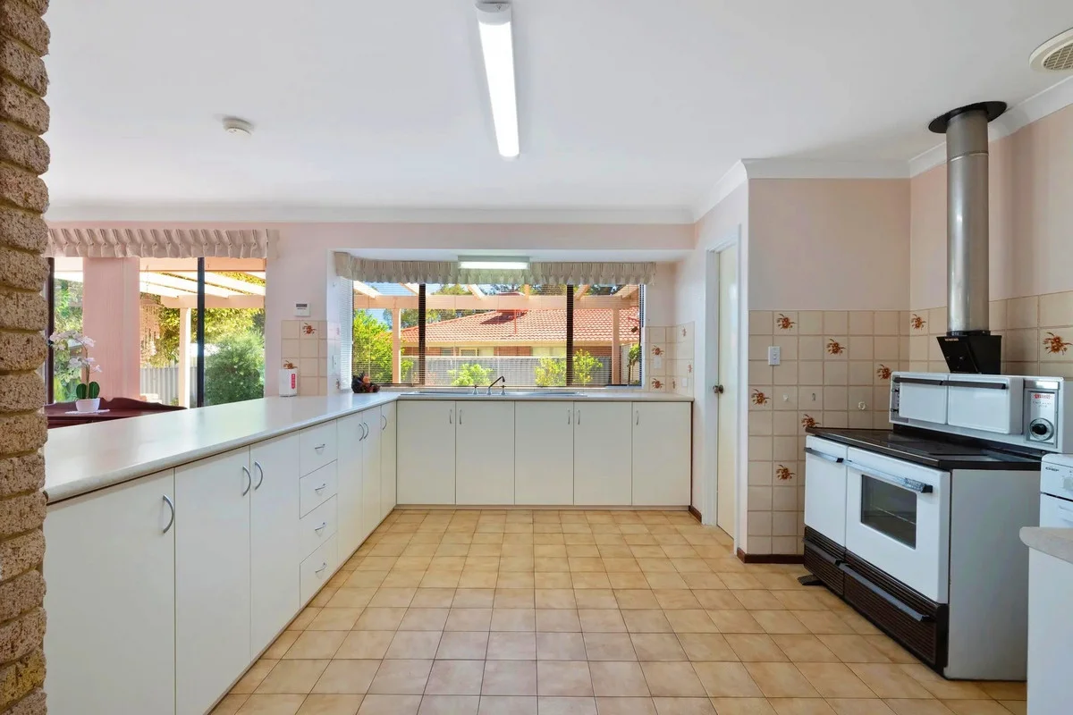 7 Eagle Court, Huntingdale WA 6110 photo 4