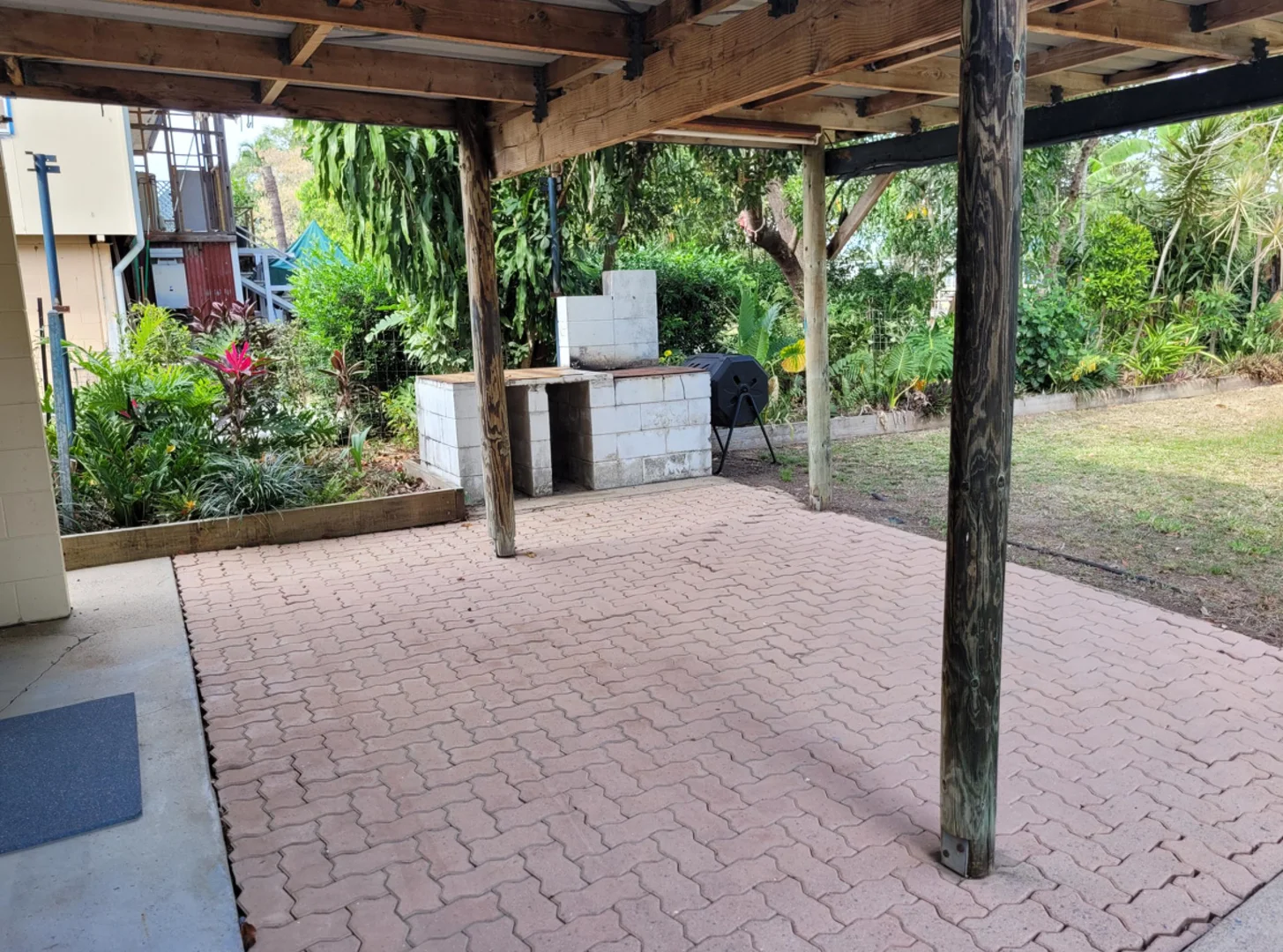 60 Gladys Street, Kelso QLD 4815 photo 2